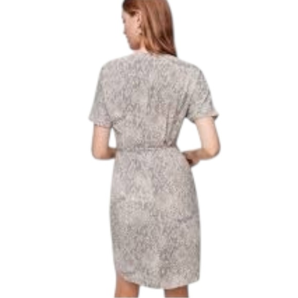 Aritzia Babaton Wallace Wrap Dress Snakeskin Animal Print Size M‎ Mini Sundress - Picture 3 of 11